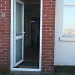 2 Bed House Beside Arena Venue